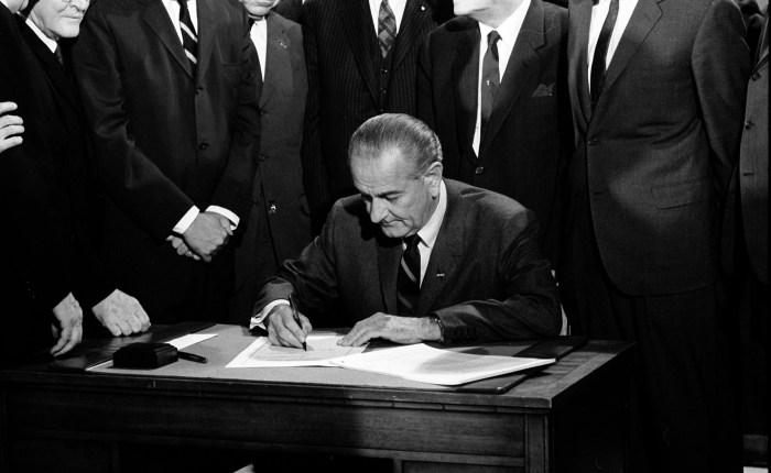 Will 2016 Usher in a Return of the Left?